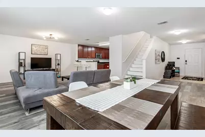 1801 Lynnwood Hills Drive, Fort Worth, TX 76112 - Photo 5