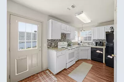 126 Black Forest Drive, Weatherford, TX 76086 - Photo 7