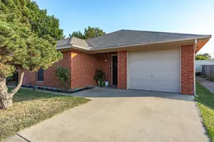 126 Black Forest Dr, Weatherford, TX 76086 - Photo 3