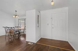 365 Penny Ln, Roanoke, TX 76262 - Photo 5