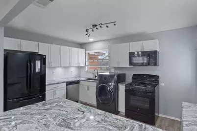 1302 Ann Arbor Drive, Corsicana, TX 75110 - Photo 11