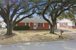 1302 Ann Arbor Dr, Corsicana, TX 75110 - Photo 3