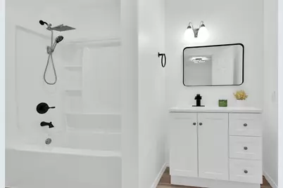 909 E Sears Street, Denison, TX 75021 - Photo 15