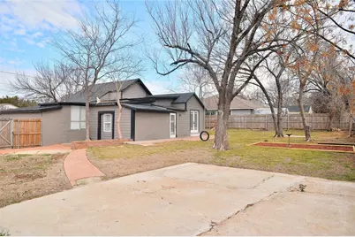 2010 Wesley Drive, Arlington, TX 76012 - Photo 29