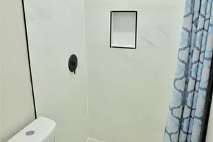 2010 Wesley Dr, Arlington, TX 76012 - Photo 15