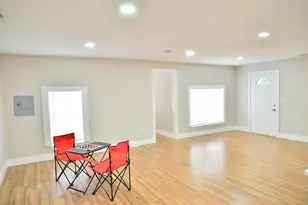 2010 Wesley Dr, Arlington, TX 76012 - Photo 5