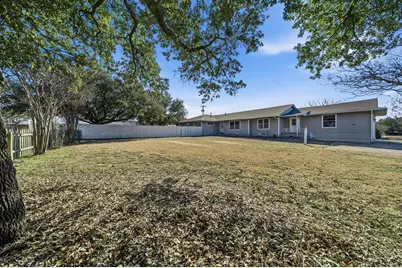 1306 Carr Street, Hillsboro, TX 76645 - Photo 35