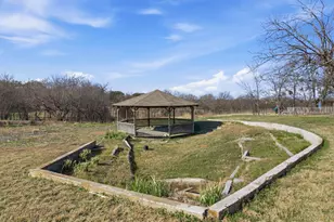 1306 Carr St, Hillsboro, TX 76645 - Photo 33