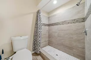 1306 Carr St, Hillsboro, TX 76645 - Photo 17