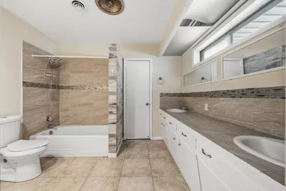 1306 Carr Street, Hillsboro, TX 76645 - Photo 23