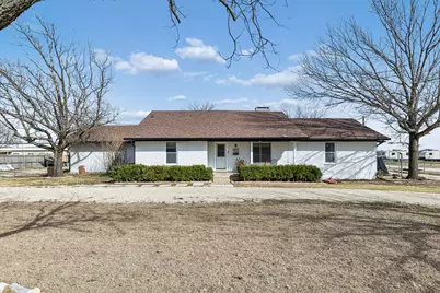 1012 Cowling Road, Sanger, TX 76266 - Photo 1