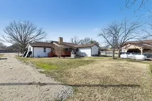 1012 Cowling Rd, Sanger, TX 76266 - Photo 27