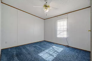 220 N Houston St, Edgewood, TX 75117 - Photo 21