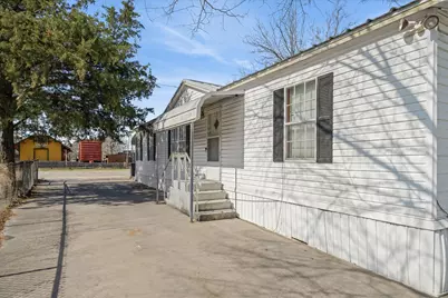 220 N Houston Street, Edgewood, TX 75117 - Photo 23