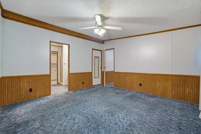 220 N Houston Street, Edgewood, TX 75117 - Photo 9