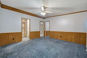 220 N Houston St, Edgewood, TX 75117 - Photo 9