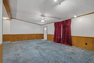 220 N Houston St, Edgewood, TX 75117 - Photo 7