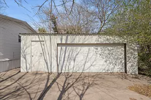 220 N Houston St, Edgewood, TX 75117 - Photo 27