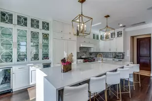 2555 N Pearl St, Dallas, TX 75201 - Photo 3