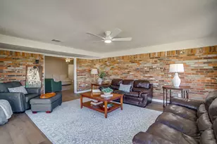 1404 Ems Rd W, Fort Worth, TX 76116 - Photo 15