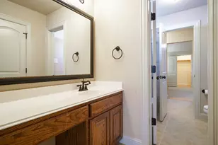 9106 Cochran Bluff Ln, Dallas, TX 75220 - Photo 39