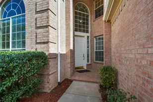 3244 Newhaven Dr, Lewisville, TX 75077 - Photo 3