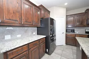 5021 Split Rock Dr, Denton, TX 76210 - Photo 7