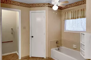 708 Crestview Dr, Kennedale, TX 76060 - Photo 9