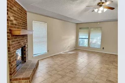 708 Crestview Drive, Kennedale, TX 76060 - Photo 13