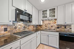 2800 Idlecreek Dr, Arlington, TX 76016 - Photo 11