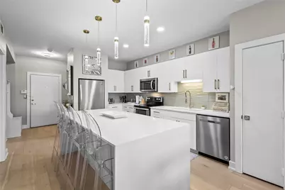 4333 Gilbert Avenue #218, Dallas, TX 75219 - Photo 3