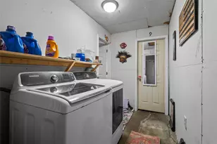 809 Burleson St, Grand Prairie, TX 75050 - Photo 25