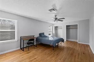 809 Burleson St, Grand Prairie, TX 75050 - Photo 9