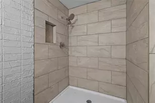 809 Burleson St, Grand Prairie, TX 75050 - Photo 17