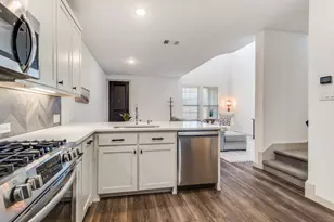 221 McConathy Wy, Flower Mound, TX 75028 - Photo 11