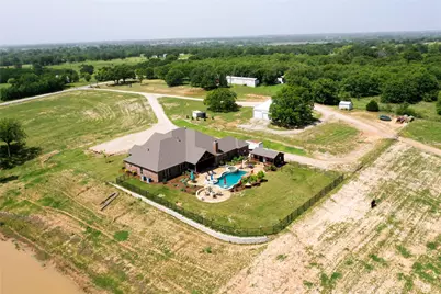 1466 County Road 1270, Alvord, TX 76225 - Photo 5