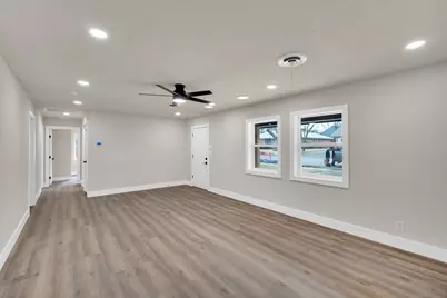 203 W Avenue K, Midlothian, TX 76065 - Photo 11