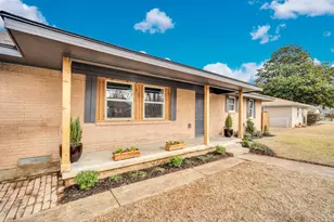 203 W Avenue K, Midlothian, TX 76065 - Photo 3