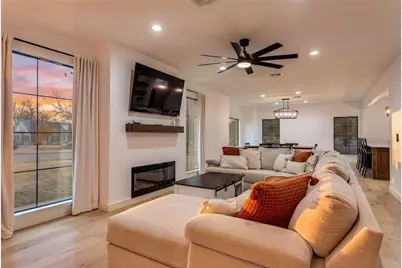 3120 Colcord Avenue, Waco, TX 76707 - Photo 5