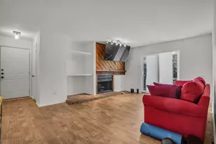 8109 Skillman St, Dallas, TX 75231 - Photo 5