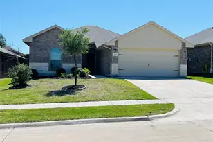 111 Dartmouth Ave, Farmersville, TX 75442 - Photo 1