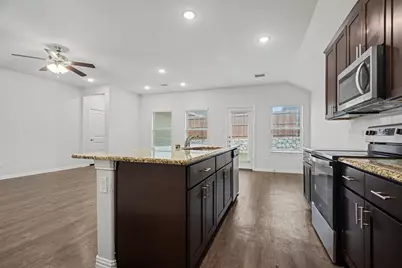 111 Dartmouth Avenue, Farmersville, TX 75442 - Photo 7