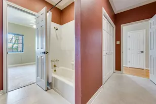 9126 Cochran Heights Dr, Dallas, TX 75220 - Photo 25