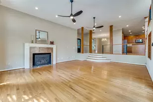 9126 Cochran Heights Dr, Dallas, TX 75220 - Photo 5