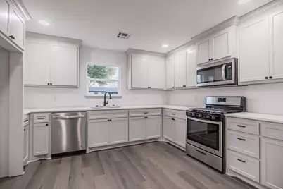 1019 E Walnut Street, Hillsboro, TX 76645 - Photo 9