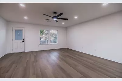 1019 E Walnut Street, Hillsboro, TX 76645 - Photo 5