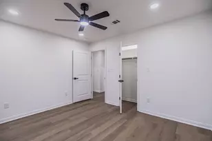 1019 E Walnut St, Hillsboro, TX 76645 - Photo 17