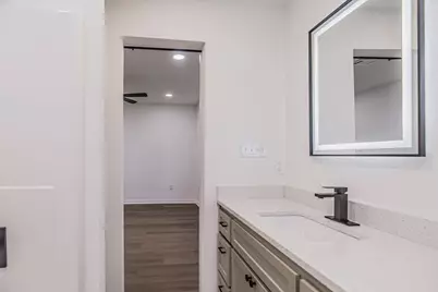 1019 E Walnut Street, Hillsboro, TX 76645 - Photo 23