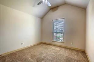 126 Comanche Dr, Greenville, TX 75402 - Photo 9