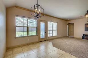 126 Comanche Dr, Greenville, TX 75402 - Photo 5